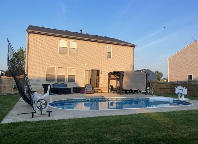 920 N Hearthstone STREET, Elkhorn, WI 53121