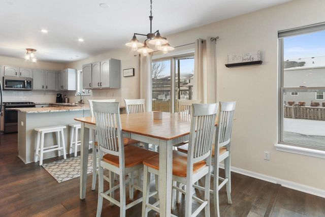 920 N Hearthstone STREET, Elkhorn, WI 53121