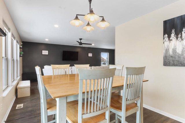 920 N Hearthstone STREET, Elkhorn, WI 53121