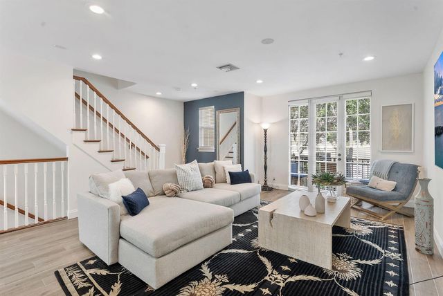 1035 W Heritage Club Circle, Delray Beach, FL 33483