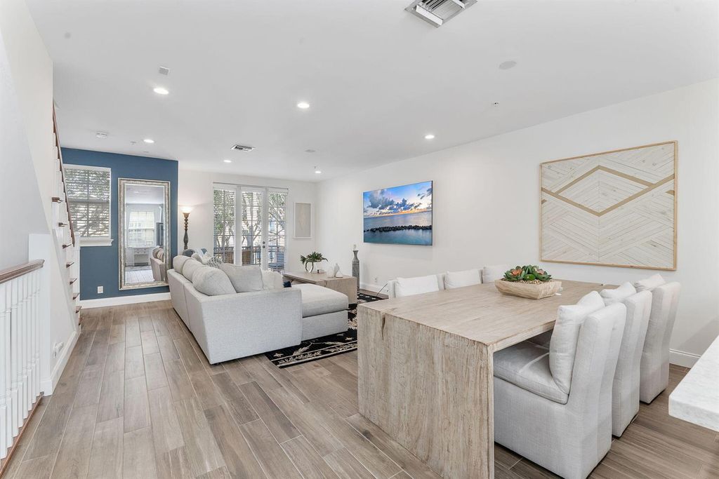 1035 W Heritage Club Circle, Delray Beach, FL 33483