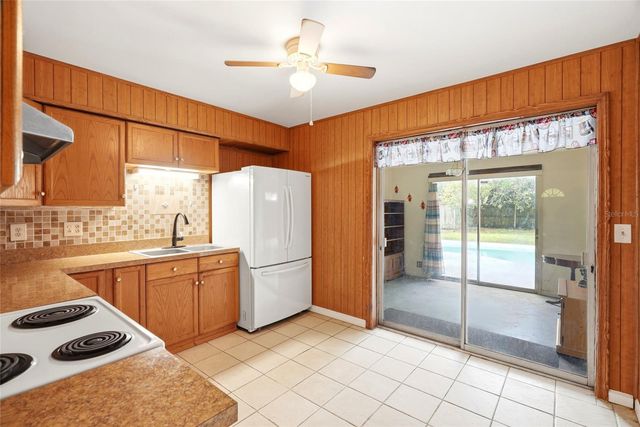 427 1ST AVENUE NE, Largo, FL 33770