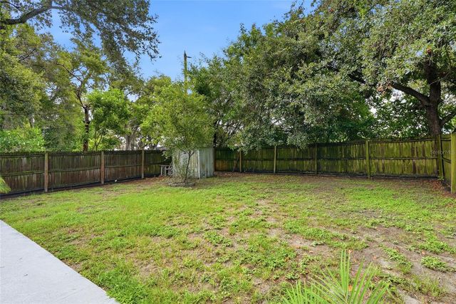 427 1ST AVENUE NE, Largo, FL 33770
