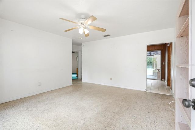 427 1ST AVENUE NE, Largo, FL 33770