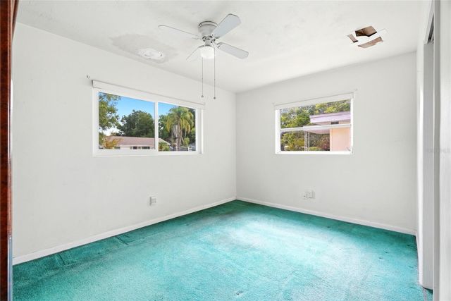 427 1ST AVENUE NE, Largo, FL 33770