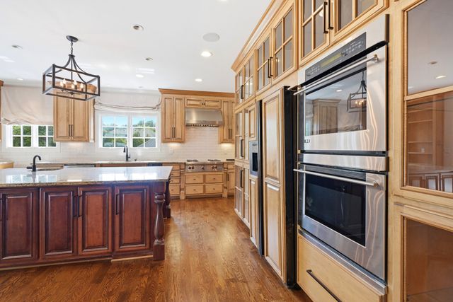 909 Gold Hill Ct, Franklin, TN 37069