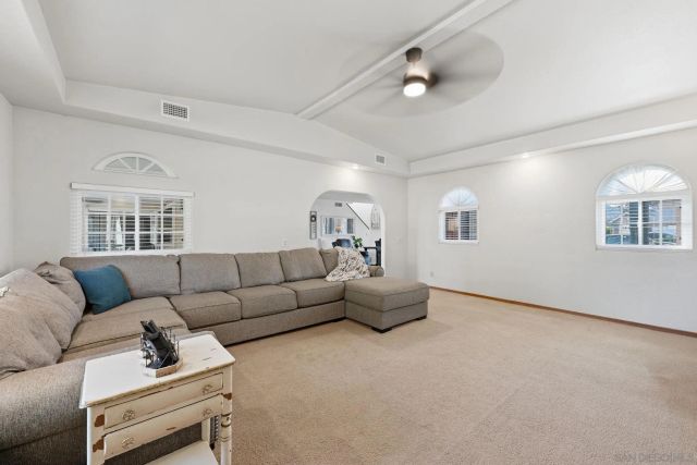 9349 Nalini Ct, Santee, CA 92071