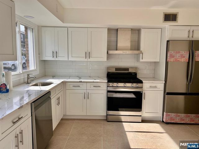 407 Terrace 1, Hasbrouck Heights, NJ 07604