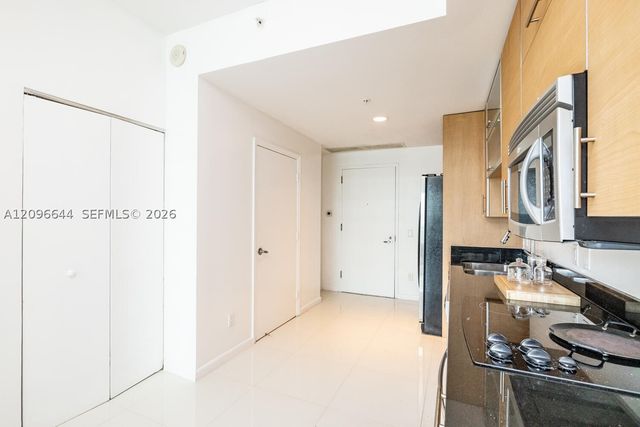 60 SW 13 STREET 1404, Miami, FL 33130