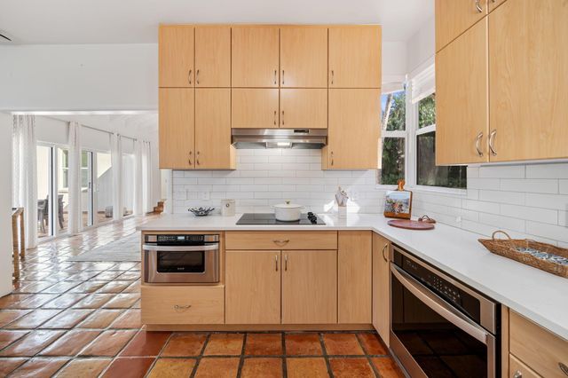 49 River Drive, Ocean Ridge, FL 33435