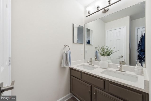 5624 ROCKLEDGE CT, Frederick, MD 21703
