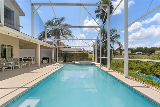 526 WINDSOR PLACE, Davenport, FL 33896
