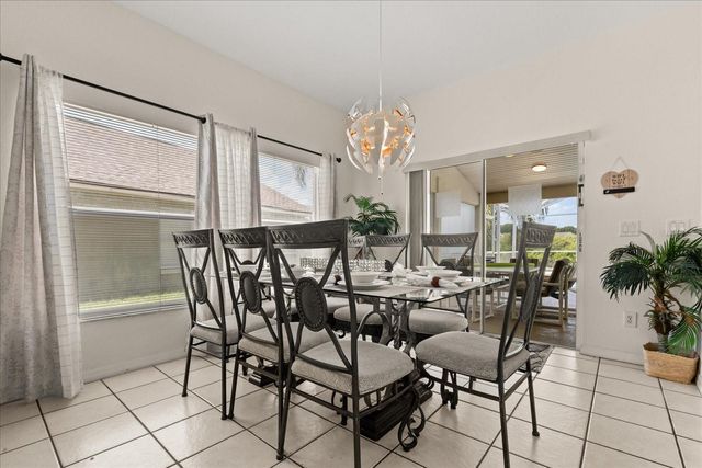 526 WINDSOR PLACE, Davenport, FL 33896