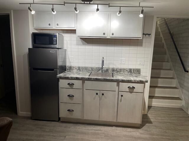 5776 Leisure S Drive SE, Grand Rapids, MI 49548