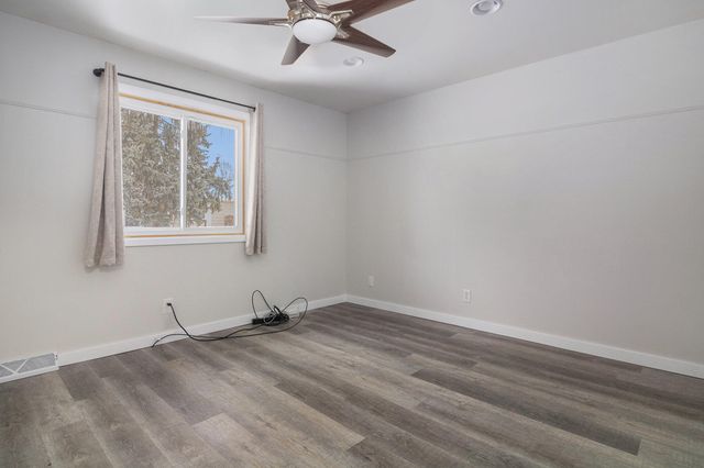 5776 Leisure S Drive SE, Grand Rapids, MI 49548