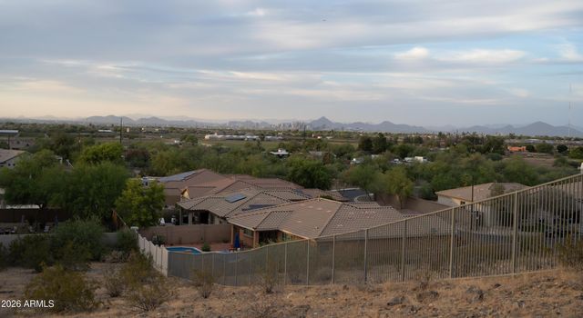 2605 W Piedmont Road 30, Phoenix, AZ 85041