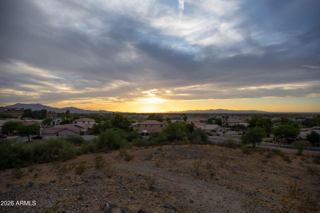 2605 W Piedmont Road 30, Phoenix, AZ 85041