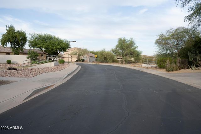 2605 W Piedmont Road 30, Phoenix, AZ 85041