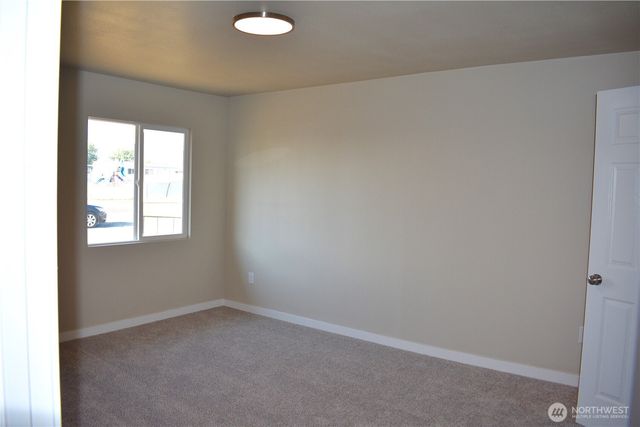 9854 Apple Road NE, Moses Lake, WA 98837