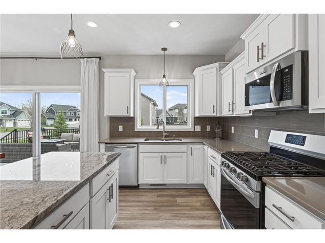 8107 157th Terrace, Savage, MN 55378