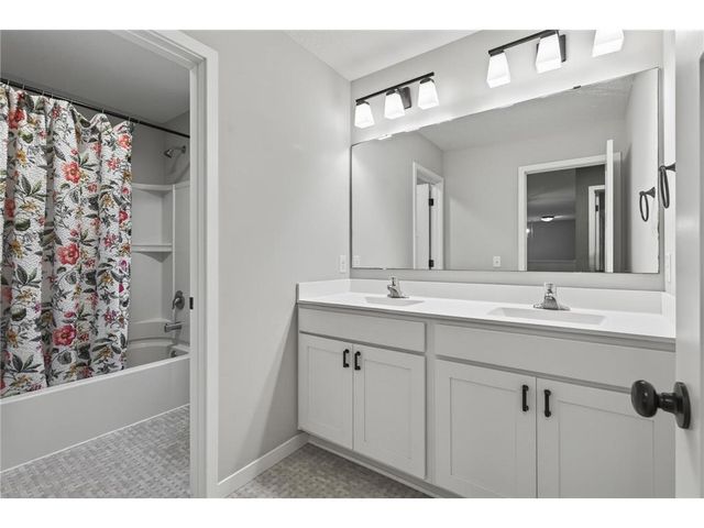8107 157th Terrace, Savage, MN 55378