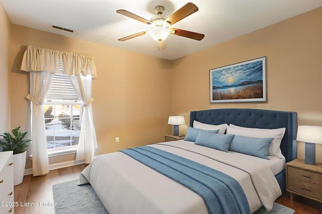 8448 Aspen Glen Way, Louisville, KY 40228