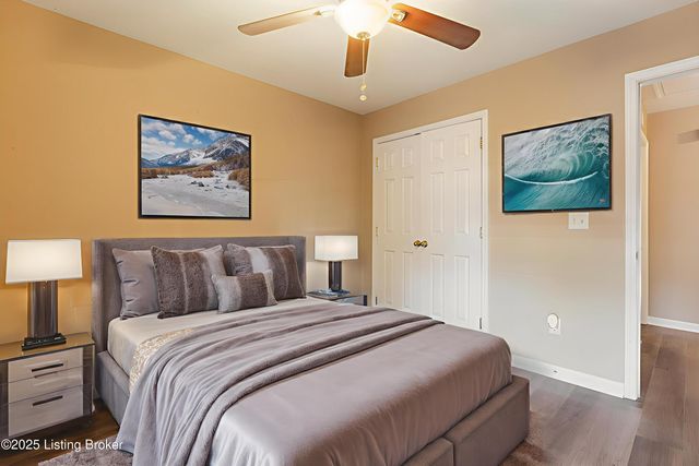 8448 Aspen Glen Way, Louisville, KY 40228