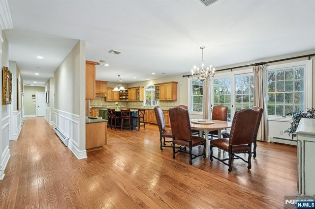 740 Van Houten Avenue, Franklin Lakes, NJ 07417