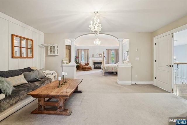 740 Van Houten Avenue, Franklin Lakes, NJ 07417