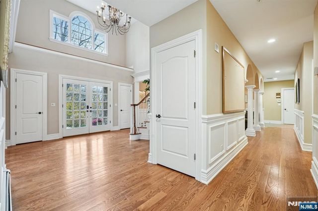 740 Van Houten Avenue, Franklin Lakes, NJ 07417