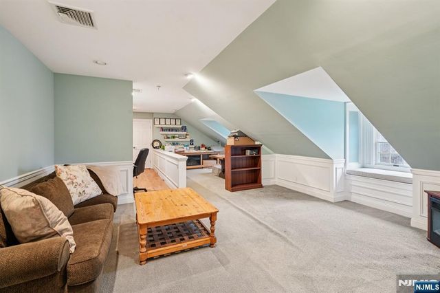 740 Van Houten Avenue, Franklin Lakes, NJ 07417