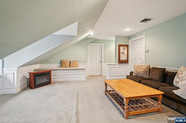 740 Van Houten Avenue, Franklin Lakes, NJ 07417