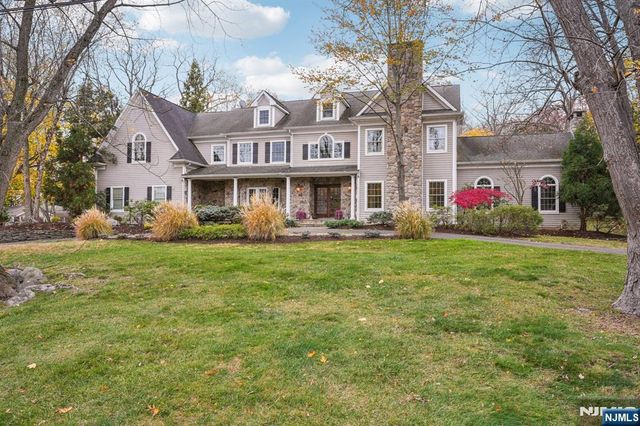 740 Van Houten Avenue, Franklin Lakes, NJ 07417