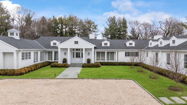 3 Horseshoe Road, Old Westbury, NY 11568