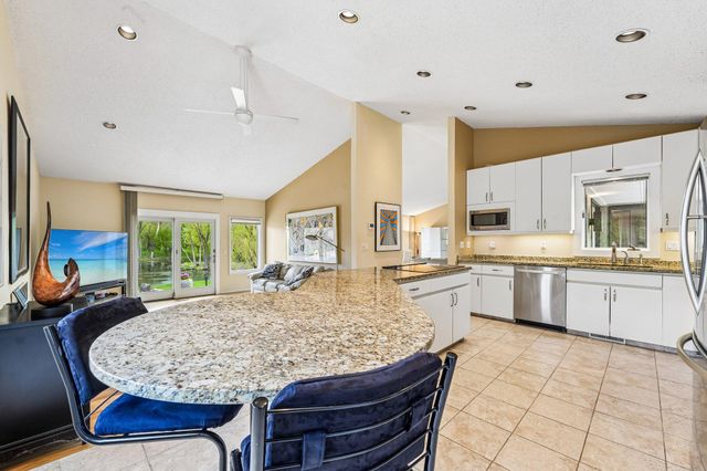7423 Hyde Park Lane, Edina, MN 55439