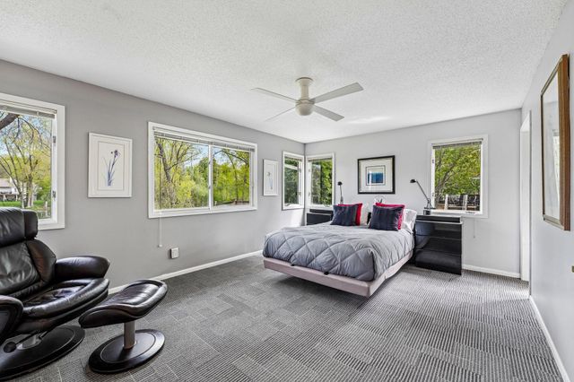 7423 Hyde Park Lane, Edina, MN 55439