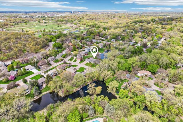 7423 Hyde Park Lane, Edina, MN 55439