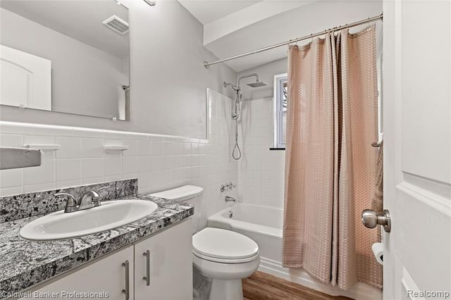 22617 Oconnor Street, Saint Clair Shores, MI 48080