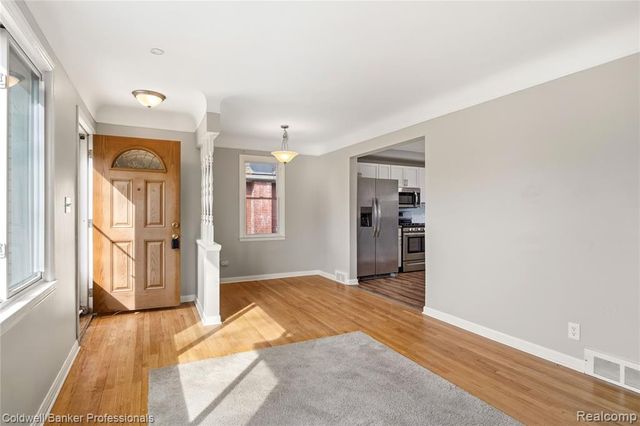 22617 Oconnor Street, Saint Clair Shores, MI 48080