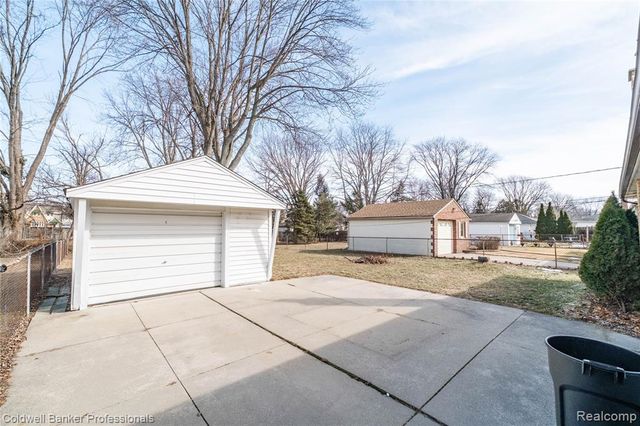 22617 Oconnor Street, Saint Clair Shores, MI 48080