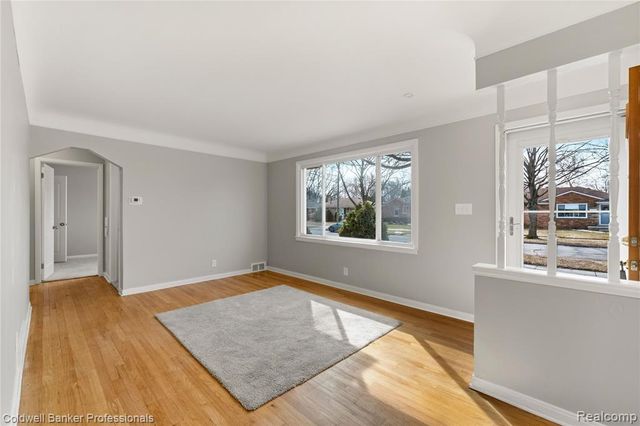 22617 Oconnor Street, Saint Clair Shores, MI 48080