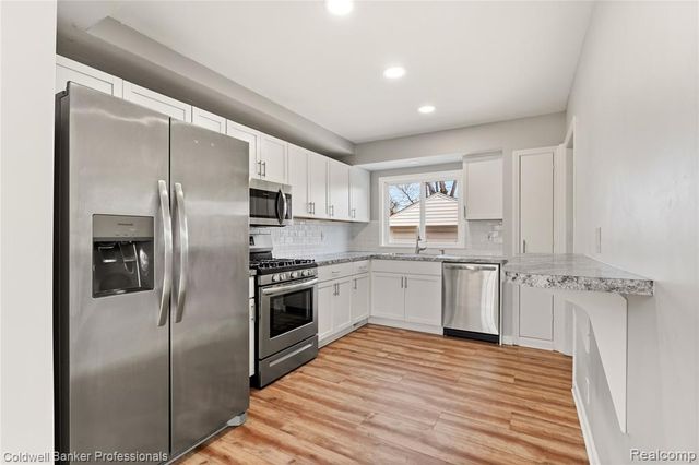 22617 Oconnor Street, Saint Clair Shores, MI 48080