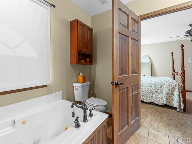 93 Stonebridge Crossing Drive, Maryville, IL 62062