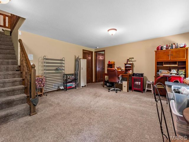 93 Stonebridge Crossing Drive, Maryville, IL 62062