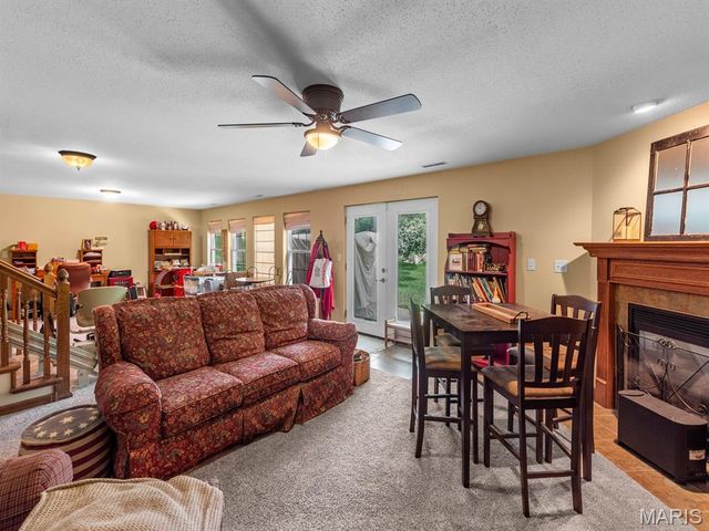 93 Stonebridge Crossing Drive, Maryville, IL 62062