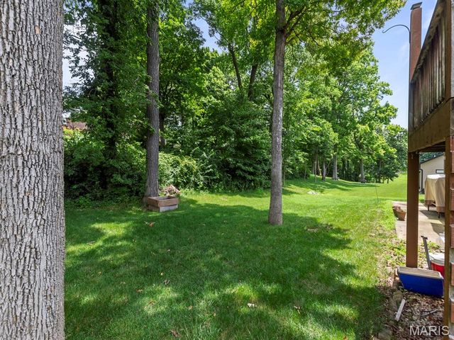 93 Stonebridge Crossing Drive, Maryville, IL 62062