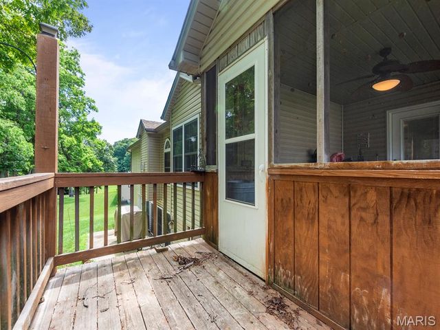93 Stonebridge Crossing Drive, Maryville, IL 62062