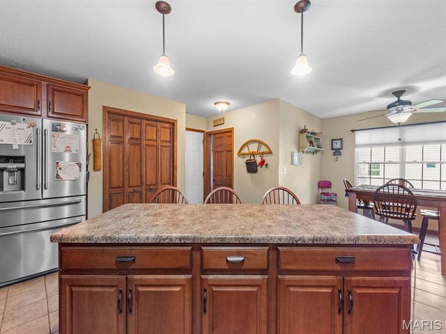 93 Stonebridge Crossing Drive, Maryville, IL 62062