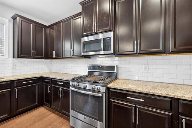 2168 Lakeview Bend Way, Buford, GA 30519