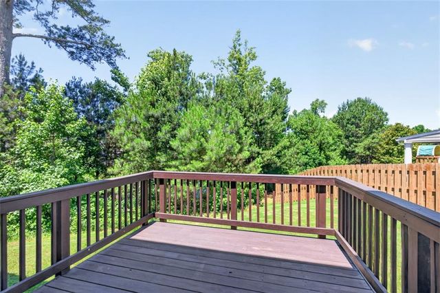 2168 Lakeview Bend Way, Buford, GA 30519